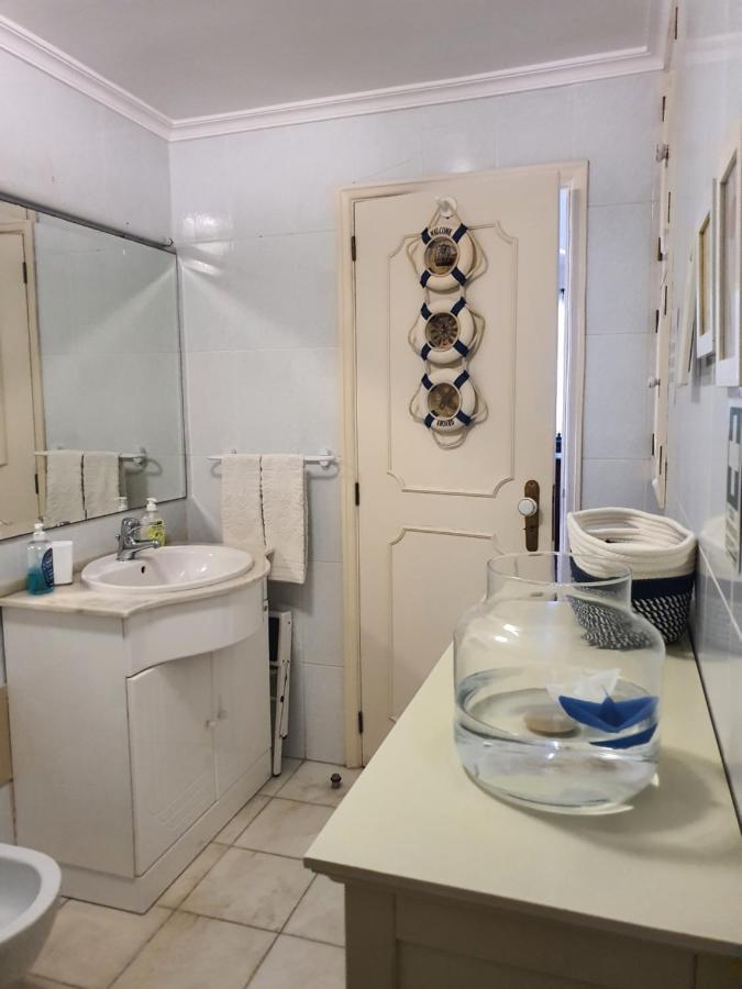 Luzia'S Apartment - 2 Bedroom Apartment Sleeps 4 Фуншал Екстериор снимка