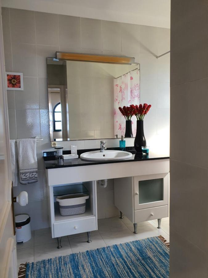 Luzia'S Apartment - 2 Bedroom Apartment Sleeps 4 Фуншал Екстериор снимка